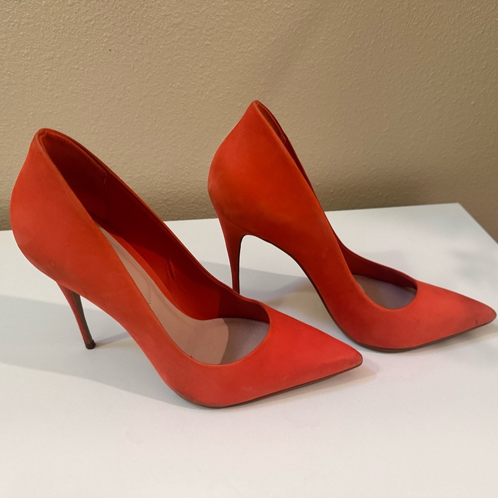 Beautiful orange pumps from Aldo.